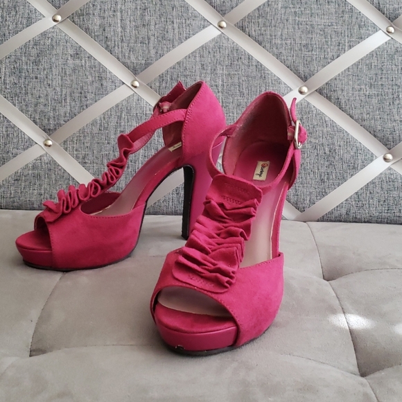 Olsenboye Sofia Ankle Strap Platform - Picture 7 of 10